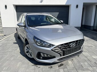 Hyundai i30 Combi 1.5 DPI 80kw benzin - 2