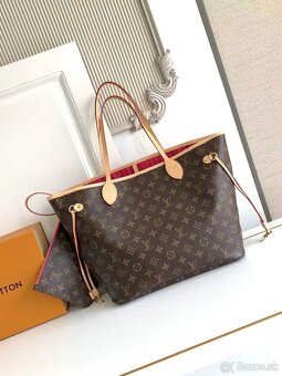 LOUIS VUITTON - 2