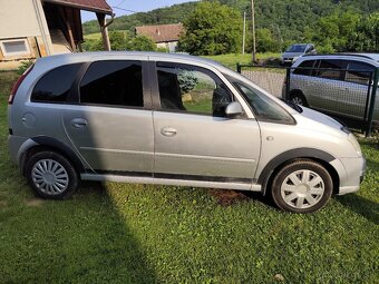 Opel Meriva 1.4 benzín - 2