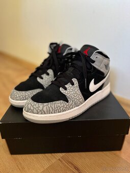 Nike Jordan 1 Mid Elephant Print - 2