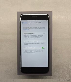 iPhone 8 plus 64GB Space Grey - 2