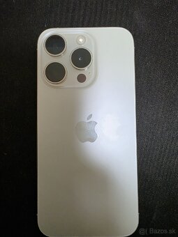 SKORO NOVY iPhone 15pro + príslušenstvo - 2