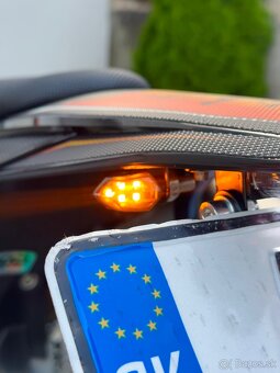 2x LED smerovky / blinkre – mini univerzálne LED - 2