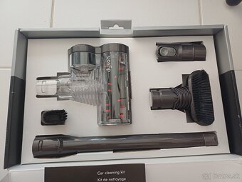 DYSON_čistiaci set do auta /bytu - 2