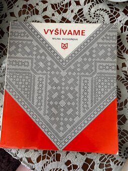 vyšívame, výšivky - 2