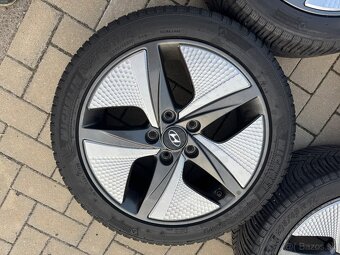 Hyundai KIA 225/45R17 - 2