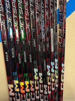 UPLNE NOVA PROFI HOKEJKA CCM JETSPEED FT5 PRO - 2