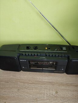 Rádio magnetofon SONY - 2