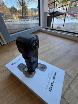 Insta360 ONE RS 1-Inch 360 - 2