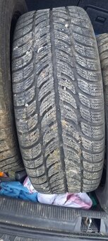 Predám pneumatiky zimné 205/65r15 - 2