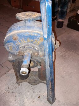 Predám ručnú pumpu na vodu SIGMA 70 - 2