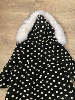 Bodkovaný kabatik 116 - 2