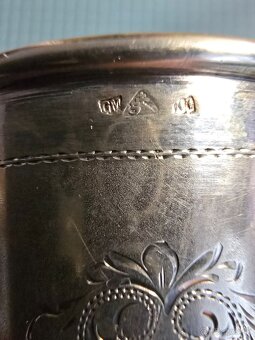 Strieborný pohár 800/1000 - 2