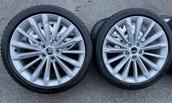 Phoenix-Silber Trinity silber orig.skoda Superb3V  5x112 8jx - 2