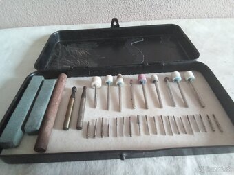 Brúsne telieska - 2