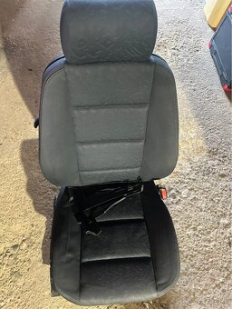 Sedačky bmw e36 - 2