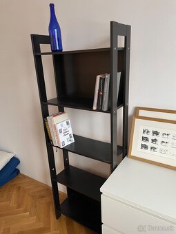Knižnica IKEA - 2
