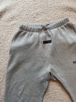 Essentials Tepláky - 2