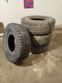 35x12.50 r15 BFGoodrich All Terrain - 2