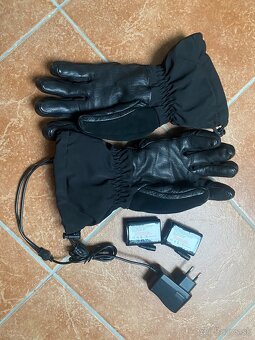 Vyhrievane, vodotesne rukavice Sealskinz vel. L - 2