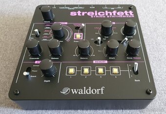 Waldorf Streichfett string syntetizator - 2