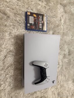 PlayStation 5 (disková verzia ) ako čistonová - 2