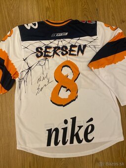 Dres HC SLOVAN Bratislava - Sersen - 2