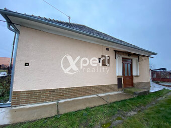 Na predaj 3 izbový rodinný dom s pozemkom 910 m2v obci Dolný - 2
