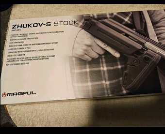 Pažba Magpul - 2
