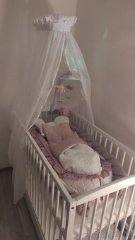 Postieľka s príslušenstvom - 2