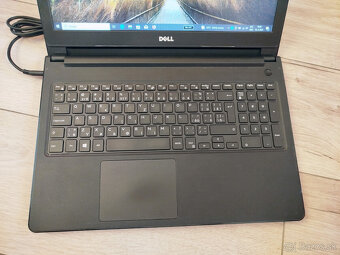 notebook Dell - 15.6", i3-6006u, 2x grafika, 8GB, 240GB SSD - 2
