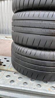 🟡Letné pneu 235/40 r19 Michelin - 2