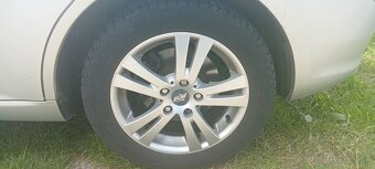 Predám toyota Corolla Verso 2.0d.85kw - 2