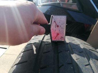 Predám  letné pneumatiky z Hondy CRV   225/60 r 18 - 2