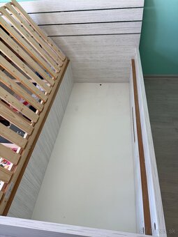 Manželská posteľ s matracmi a úložným priestorom - 2