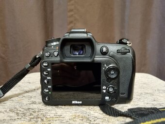 Nikon D7200 - 2