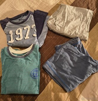 Pyžamá v. 134/140 3ks - 2