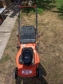 Kosačka oleomac ale su aj iné ,nie su nafotené - 2