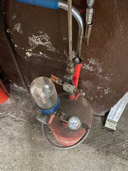 Odsávač oleja a tekutín - 2