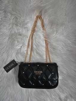 kabelka Guess crossbody - 2