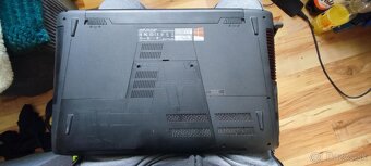 Asus - Republic of Gamers - 2