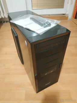 Enermax ECA3170-BL Staray - 2