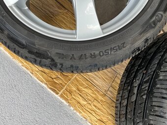 Elektróny Dezent 5x114,3 + 215/50 R17 - 2