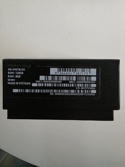 Samsung Galaxy S22 - 2