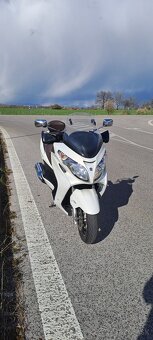 SUZUKI BURGMAN 400 ABS - 2