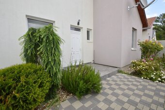 Predaj 3i samostatne stojací RD, 280 m2 pozemok, Rajka - 2
