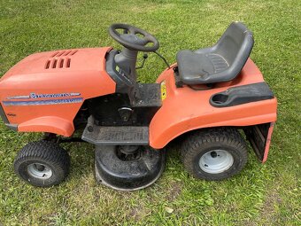 Traktorovu kosačku Husqvarna - 2