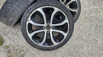 Elektróny 17" ošúchané 4x108 rozm. 205/45 R17 - 2