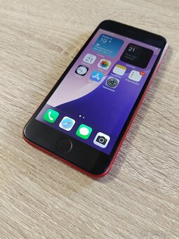 Apple iPhone SE 2020 Product Red 64GB Nová batéria TOP stav - 2