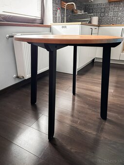 Okrúhly stôl - 85cm - 2